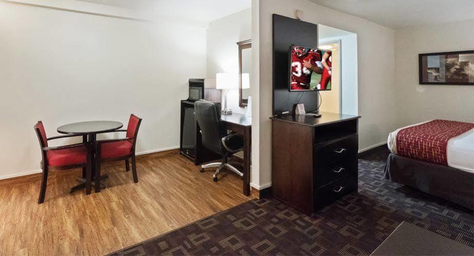 Red Roof Inn Oklahoma Airport I 40 W Fairgrounds Extérieur photo